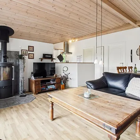 Tolke - 29km From The Sea By Interhome 펜션 *