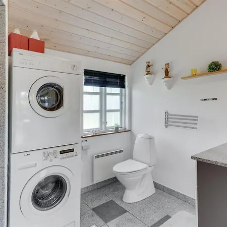 펜션 Tolke - 29km From The Sea By Interhome Toftlund