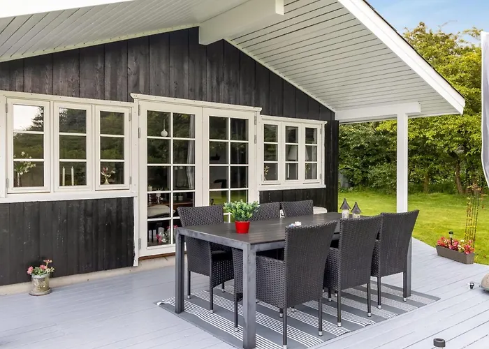 Tolke - 29km From The Sea By Interhome *